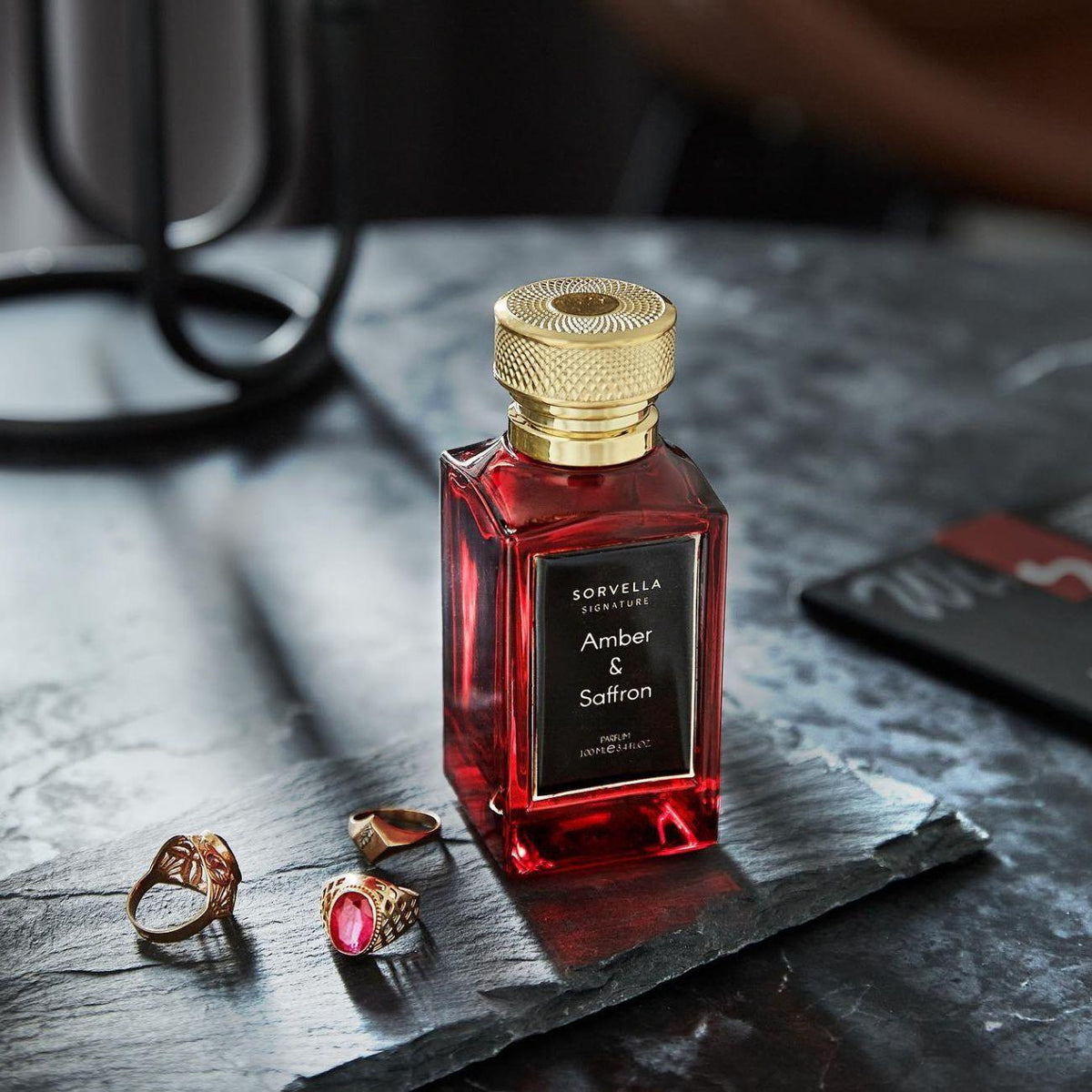 Romantyczne zapachy na Walentynki - najlepsze perfumy dla par - sorvellaperfume.pl
